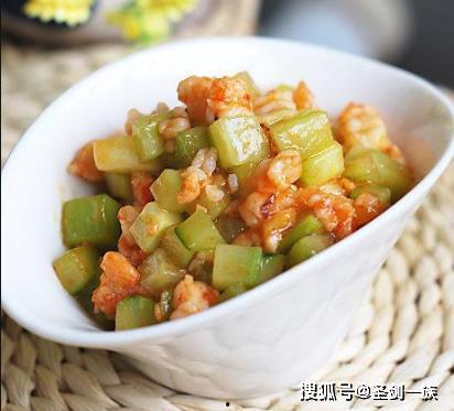 瓜丁可以炒着吃吗,美味炒菜新选择