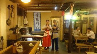 酒馆吃瓜女孩,揭秘娱乐圈背后的秘密与八卦