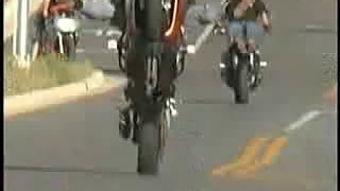 机车吃瓜视频  第2张